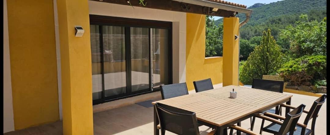 Magnifique Villa Avec Piscine, Sauna Et Hammam La Crau Dış mekan fotoğraf