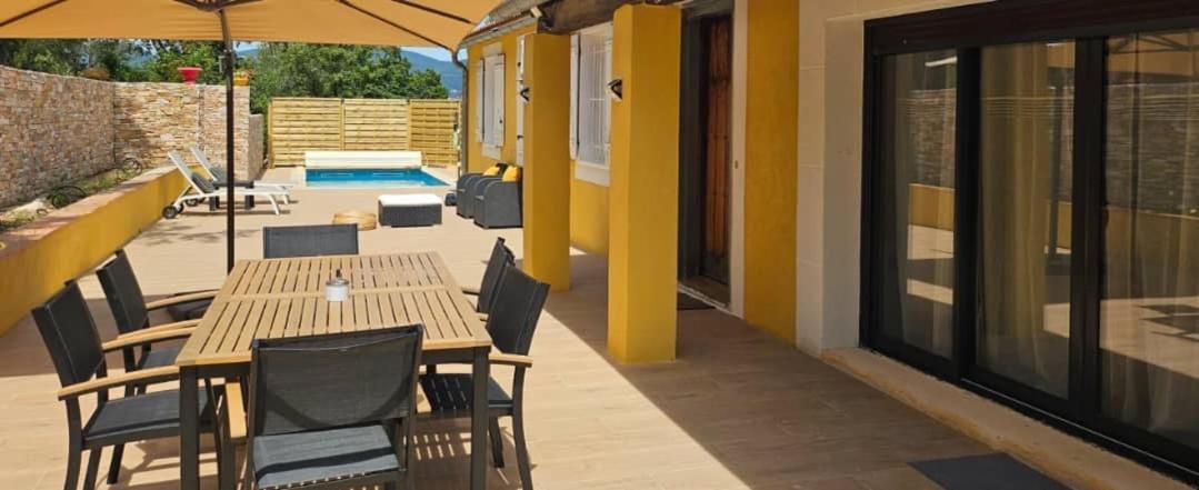 Magnifique Villa Avec Piscine, Sauna Et Hammam La Crau Dış mekan fotoğraf